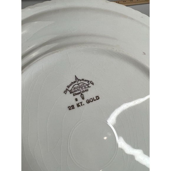 Vintage The Harker Pottery Co. 22 KT. Gold Floral Scalloped Edge Dinner Plate - Picture 6 of 9